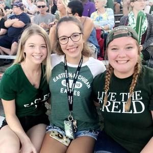 Meet your Posher, Elizabeth